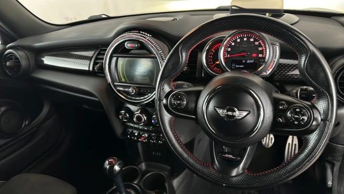 2017 Mini Hatch