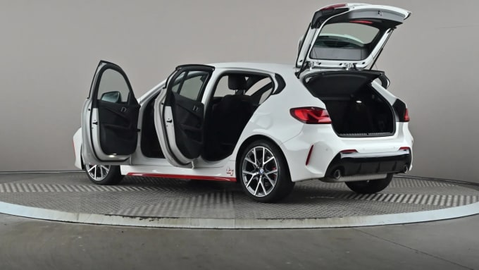 2023 BMW 1 Series