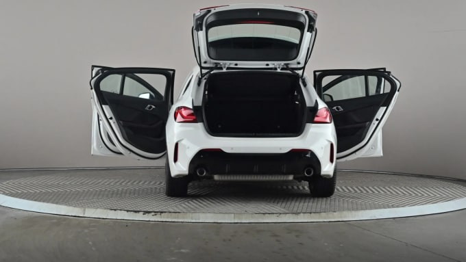 2023 BMW 1 Series