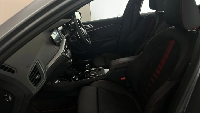 2022 BMW 1 Series