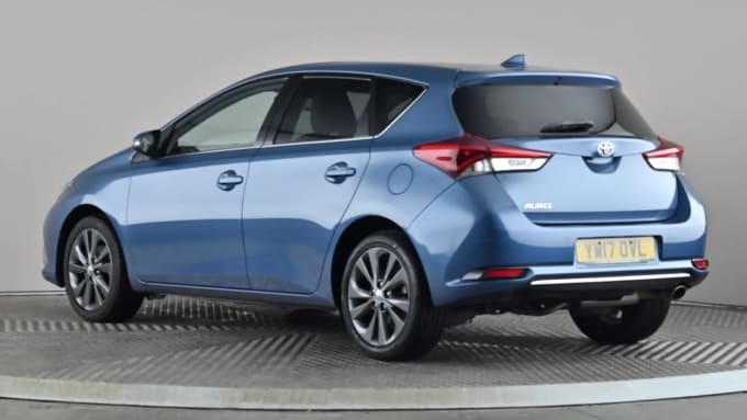 2017 Toyota Auris