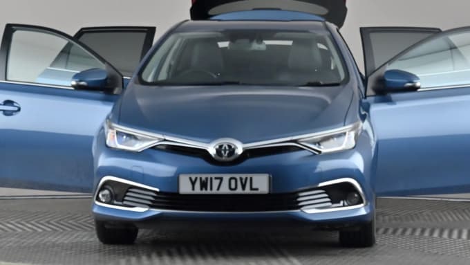 2017 Toyota Auris