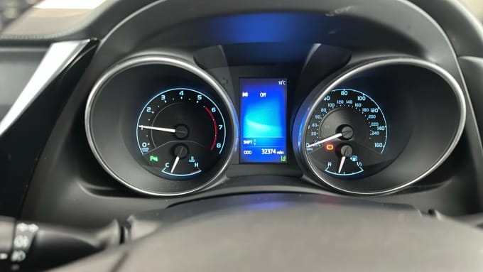 2017 Toyota Auris