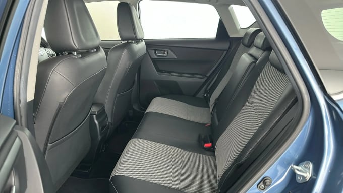 2017 Toyota Auris