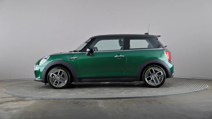 2022 Mini Hatch