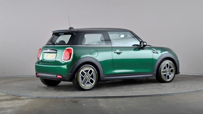 2022 Mini Hatch