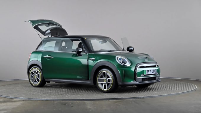 2022 Mini Hatch