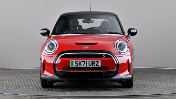 2021 Mini Hatch