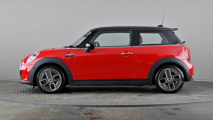 2021 Mini Hatch