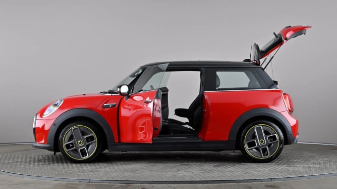 2021 Mini Hatch