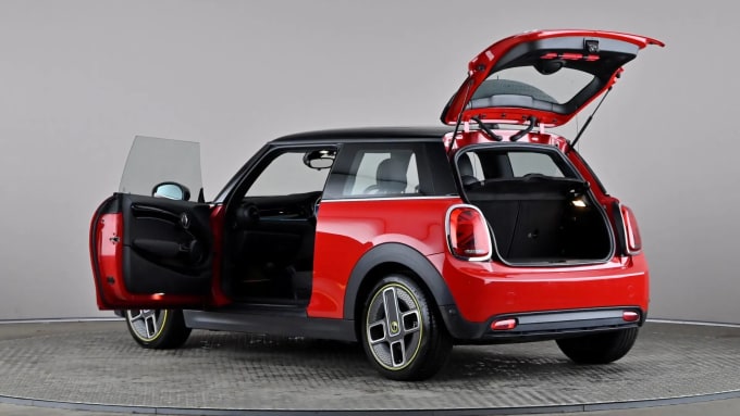 2021 Mini Hatch