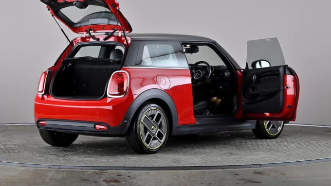 2021 Mini Hatch