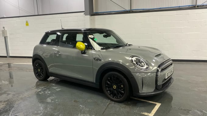 2021 Mini Hatch