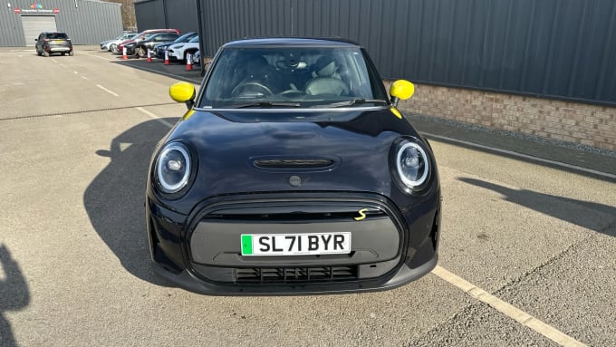 2021 Mini Hatch