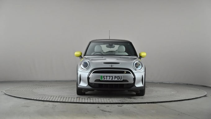 2023 Mini Hatch