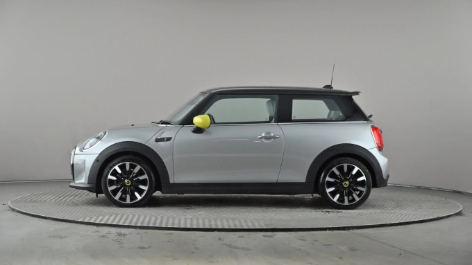 2023 Mini Hatch