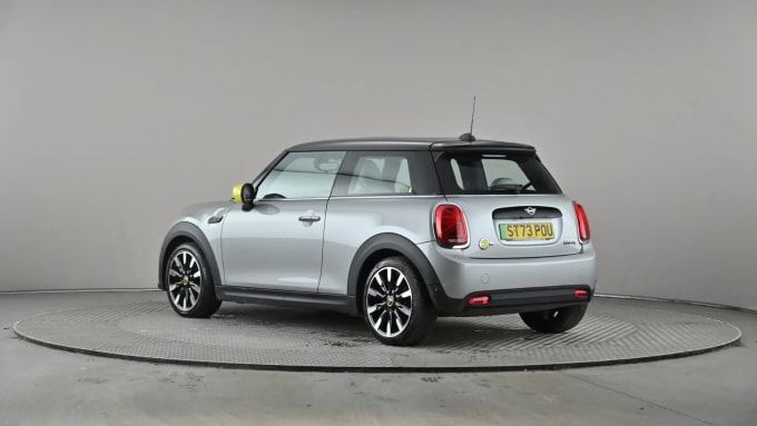 2023 Mini Hatch