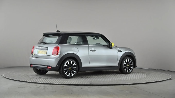 2023 Mini Hatch