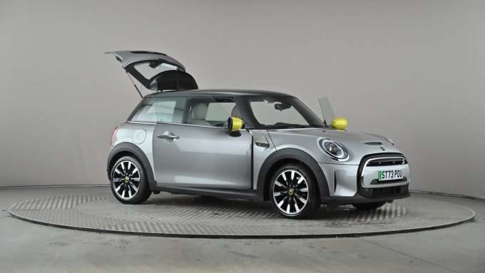 2023 Mini Hatch