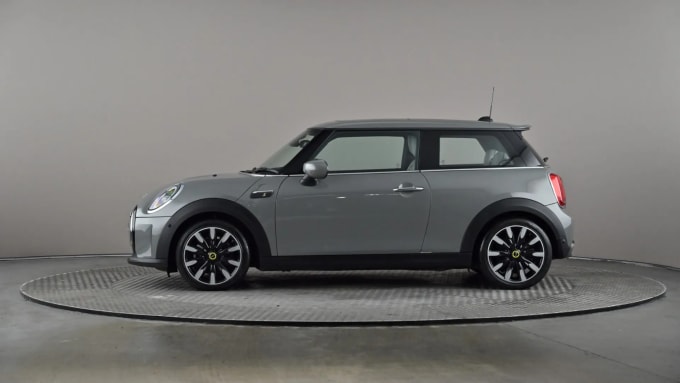 2022 Mini Hatch