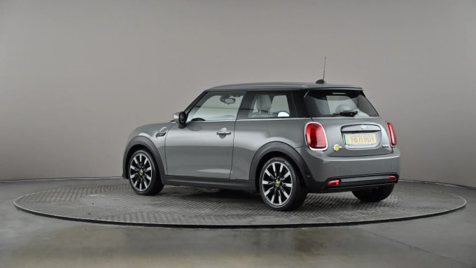 2022 Mini Hatch