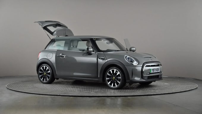 2022 Mini Hatch