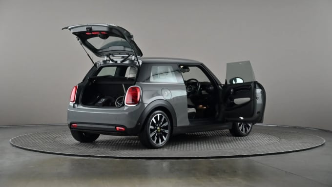 2022 Mini Hatch