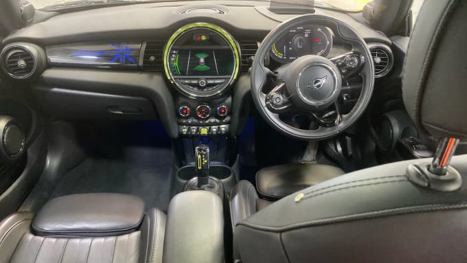 2020 Mini Hatch