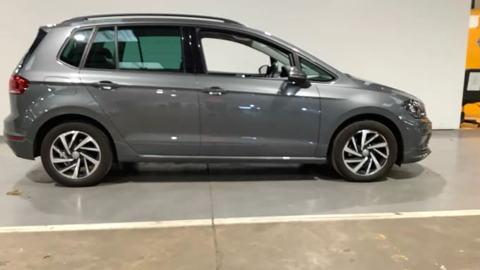 2019 Volkswagen Golf Sv