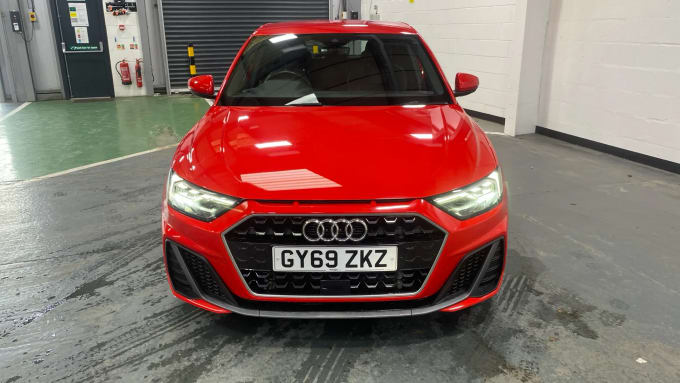 2019 Audi A1