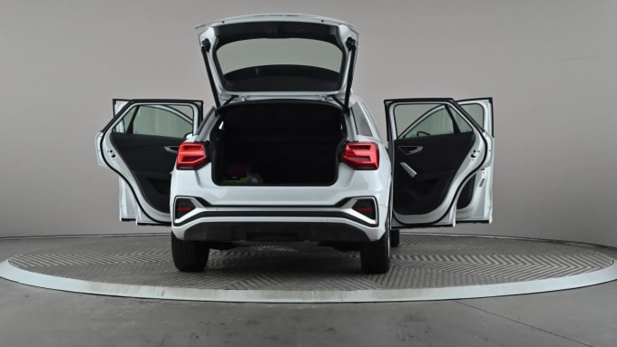2021 Audi Q2