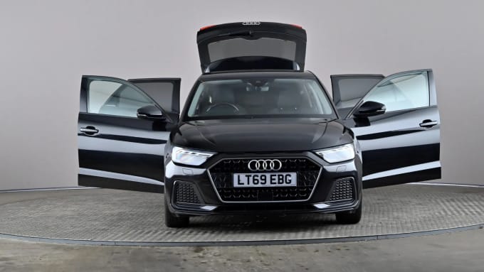 2019 Audi A1