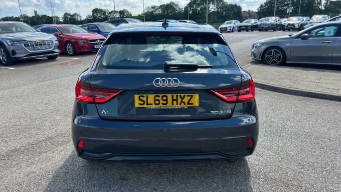2019 Audi A1