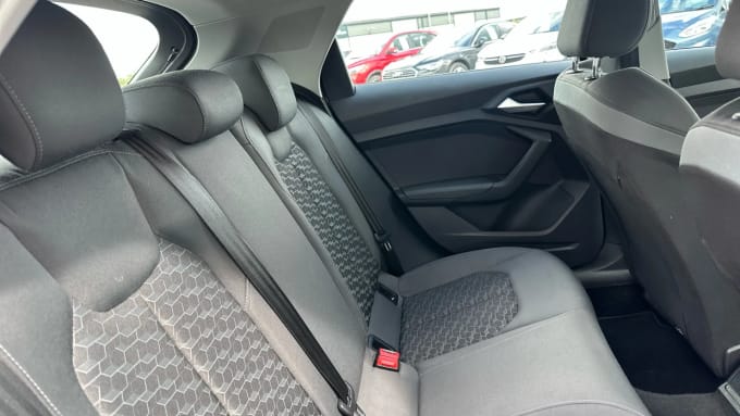2019 Audi A1