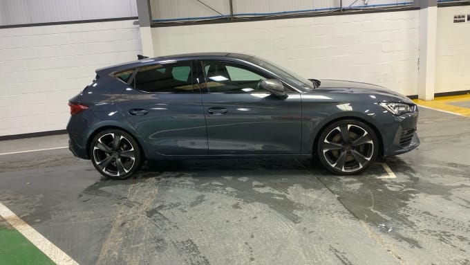 2022 Cupra Leon
