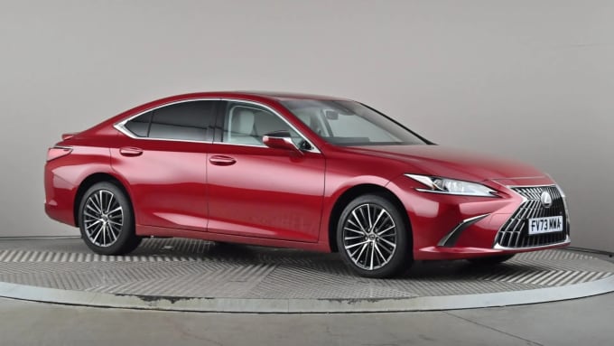 2023 Lexus Es
