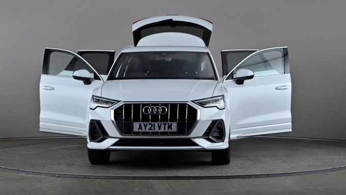 2021 Audi Q3