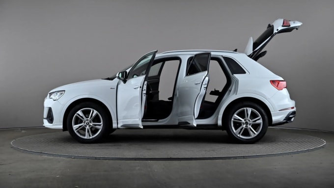 2021 Audi Q3