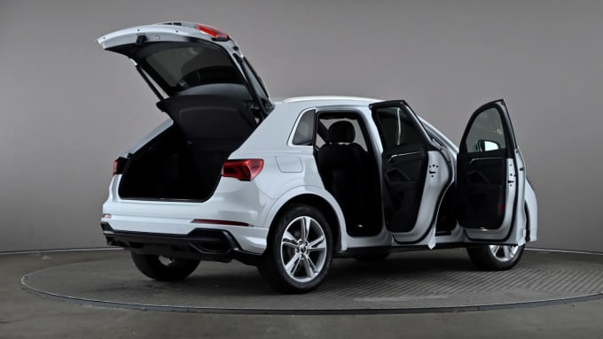 2021 Audi Q3