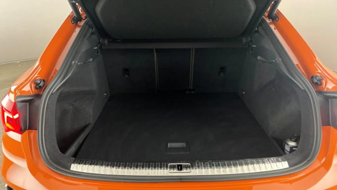 2021 Audi Q3