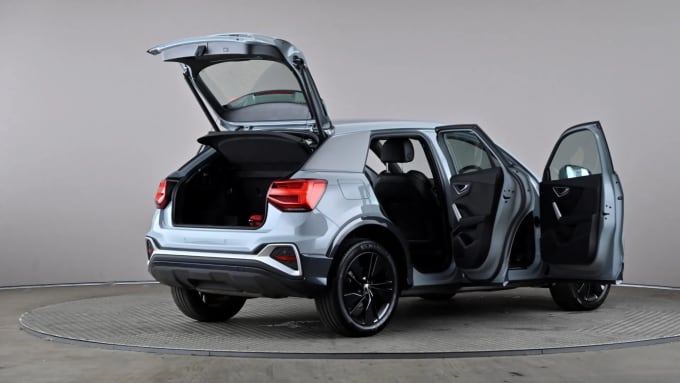 2022 Audi Q2
