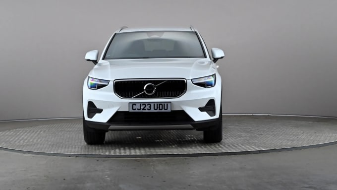 2023 Volvo Xc40