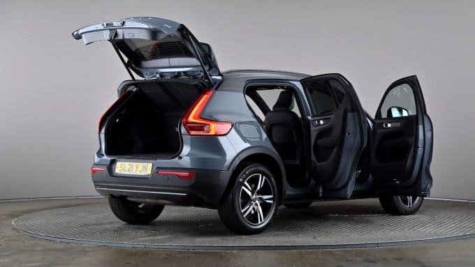 2021 Volvo Xc40
