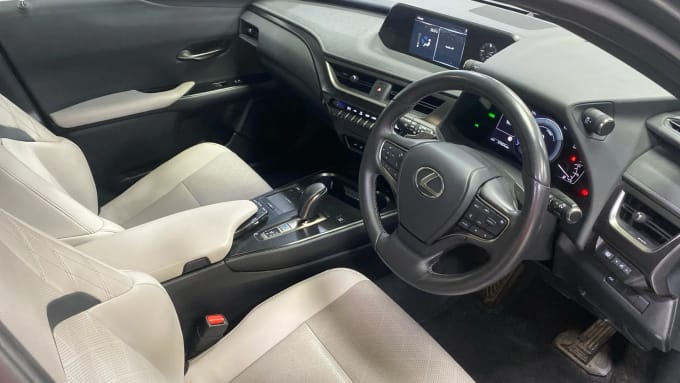 2021 Lexus Ux