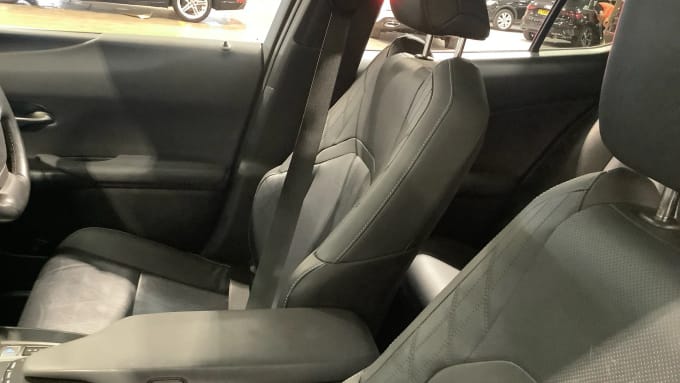 2021 Lexus Ux