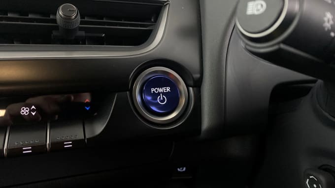 2022 Lexus Ux