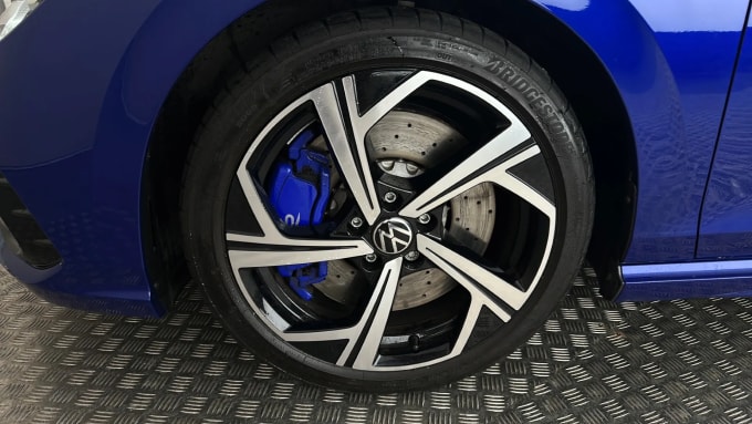 2024 Volkswagen Golf