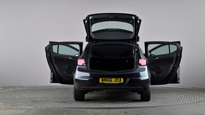 2016 Vauxhall Astra