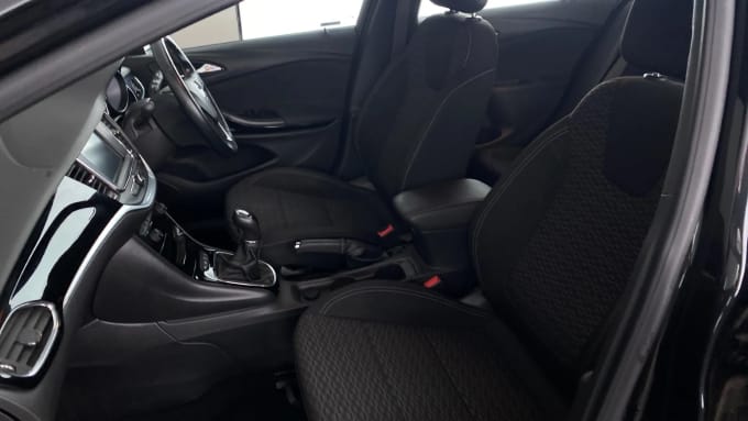 2016 Vauxhall Astra