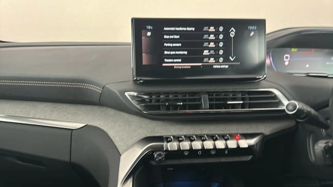 2022 Peugeot 3008